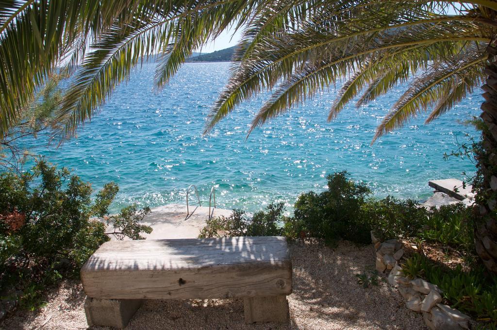 Arka Trogir Apartments - سيغيت فغانييتْسا المظهر الخارجي الصورة