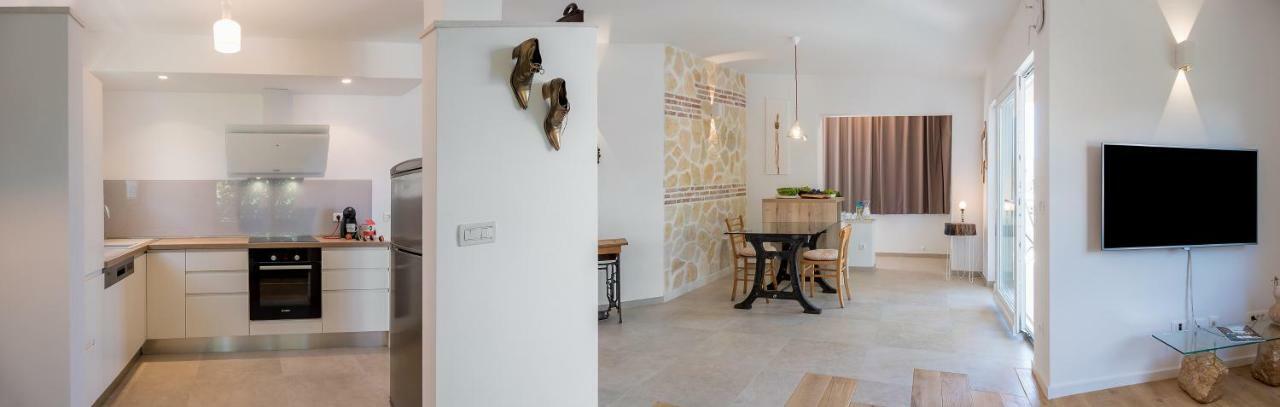 Arka Trogir Apartments - سيغيت فغانييتْسا المظهر الخارجي الصورة